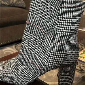 Elegant Houndstooth Ankle Boots